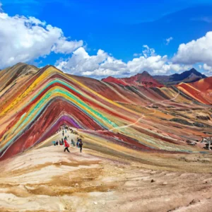 Montaña de Colores, Perú